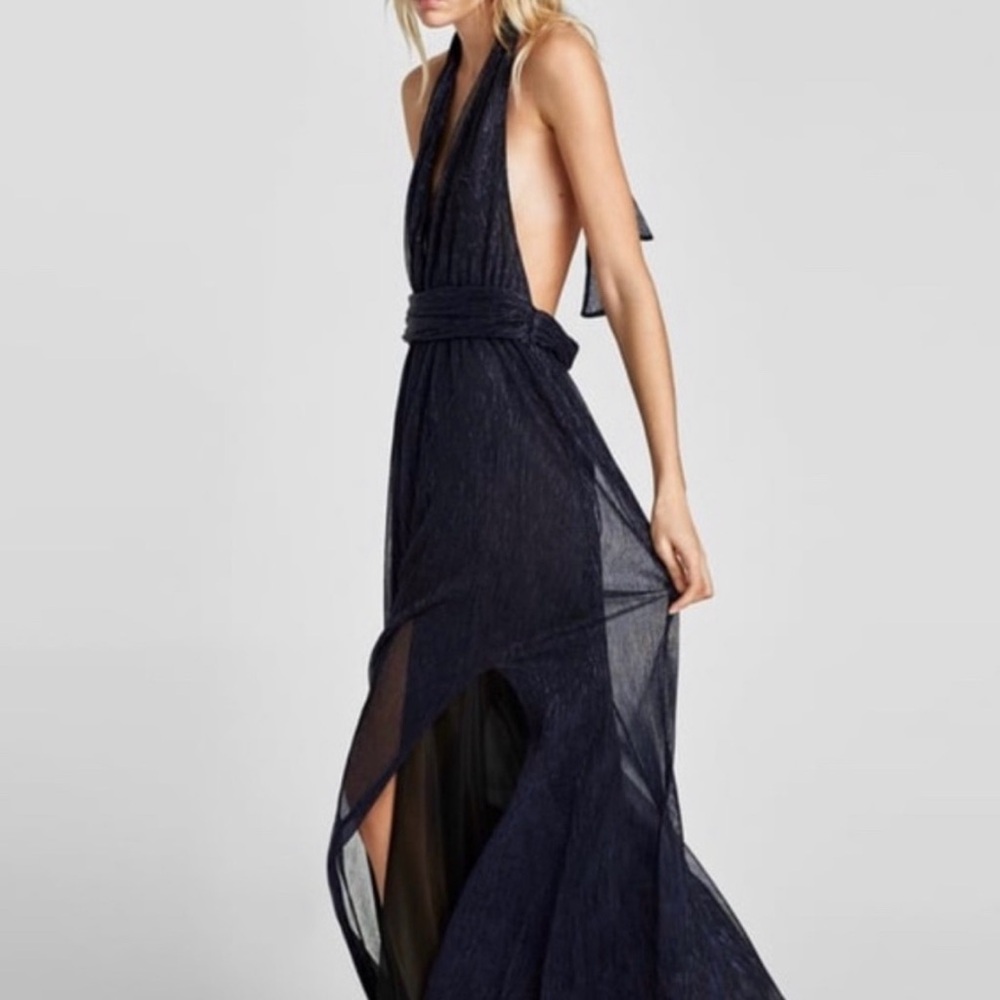 Elegant Black Halter Maxi Dress